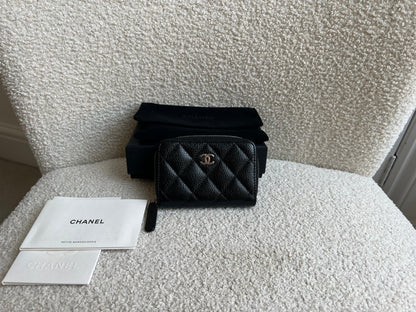 Chanel Black Quilted Caviar Zip Round Purse with Silver Hardware (RRP £550)