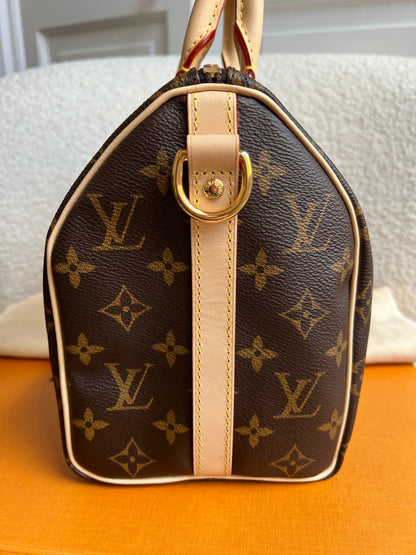 Louis Vuitton Speedy 25 Bandouliere Monogram (RRP £1,470)