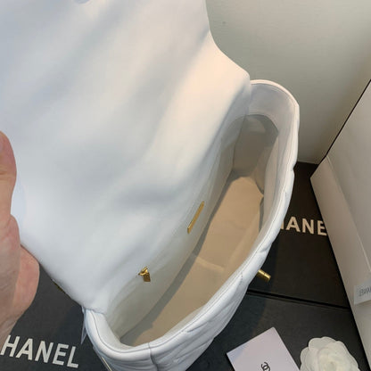 Chanel Luxury Handbag Style 585