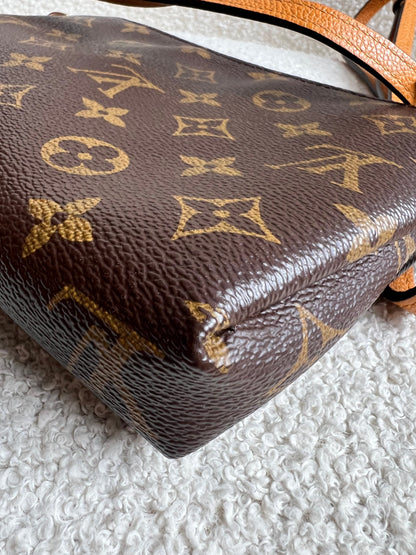Louis Vuitton Monogram Safran Pallas Pochette