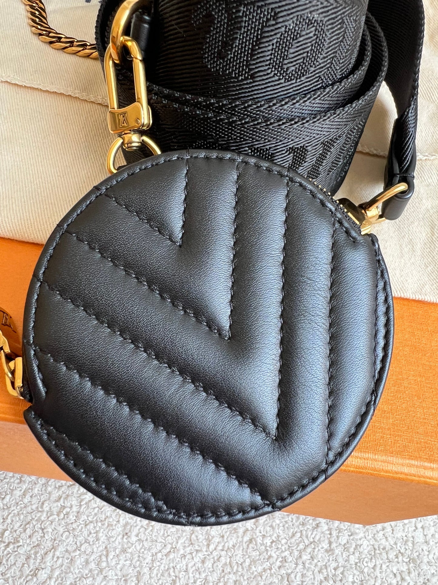 Louis Vuitton Black New Wave Multi Pochette (RRP £2070)
