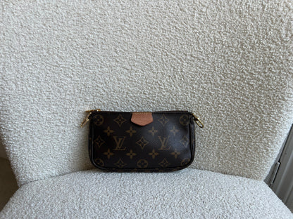 Louis Vuitton Small Pochette Monogram