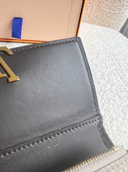 Louis Vuitton Galet Compact Capucines Wallet (RRP £730)