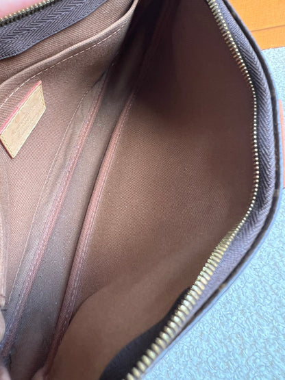 Louis Vuitton Multi Pochette Accessoires Khaki (RRP £2070)