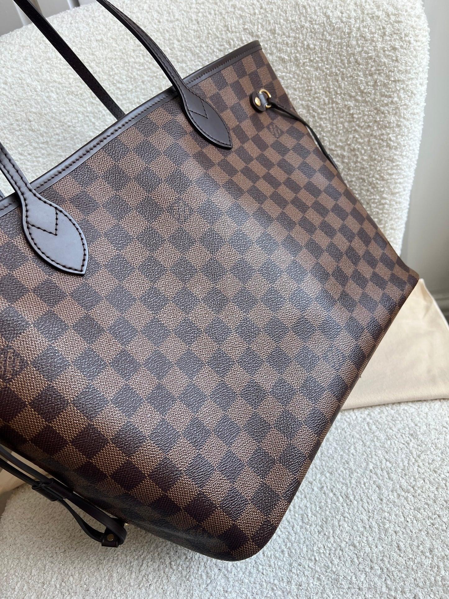 Louis Vuitton Neverfull MM Damier Ebene Cherry Interior (RRP £1,430)