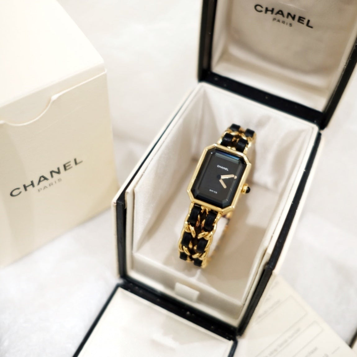 Chanel vintage première watch