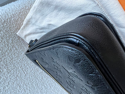 Louis Vuitton Pochette Metis Black Empreinte (RRP £2,200)