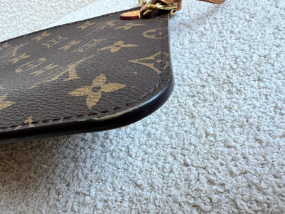Louis Vuitton Pouch (from Neverfull MM) in Monogram