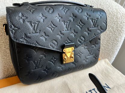 Louis Vuitton Pochette Metis Black Empreinte (RRP £2,200)