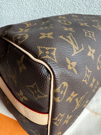 Louis Vuitton Speedy 25 Bandouliere Monogram (RRP £1,470)