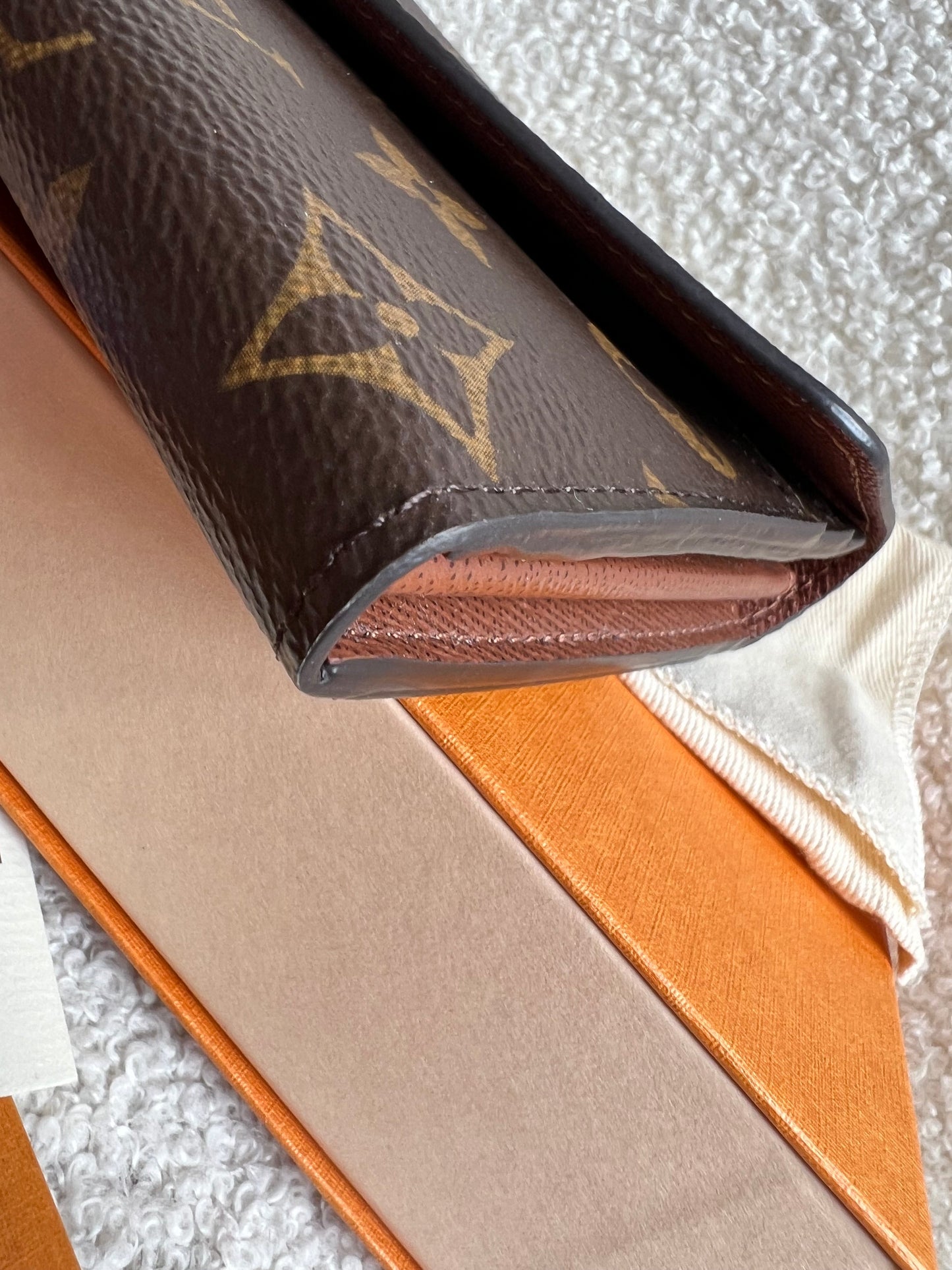 Louis Vuitton Sarah Wallet in Monogram and Brown  (RRP £505)