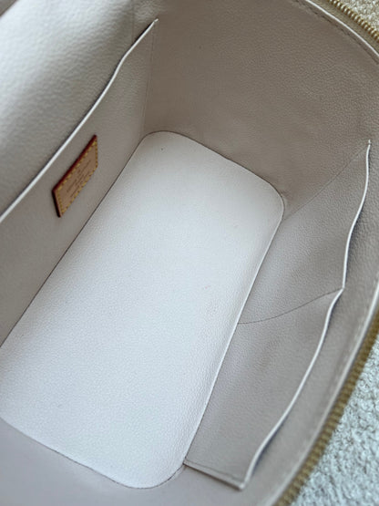 Louis Vuitton By the Pool Nice BB Bag Vanity Case