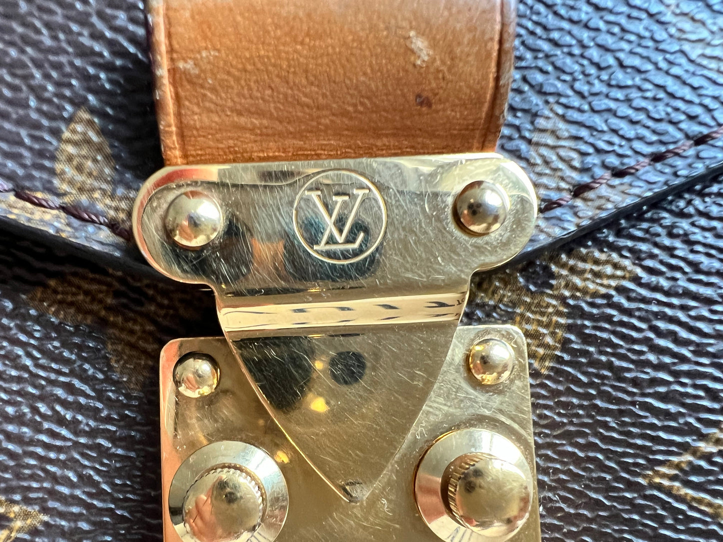Louis Vuitton Pochette Metis Monogram (RRP £2,020)