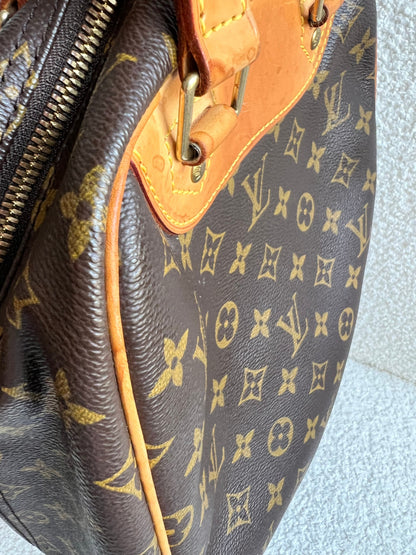 Louis Vuitton Excursion Monogram