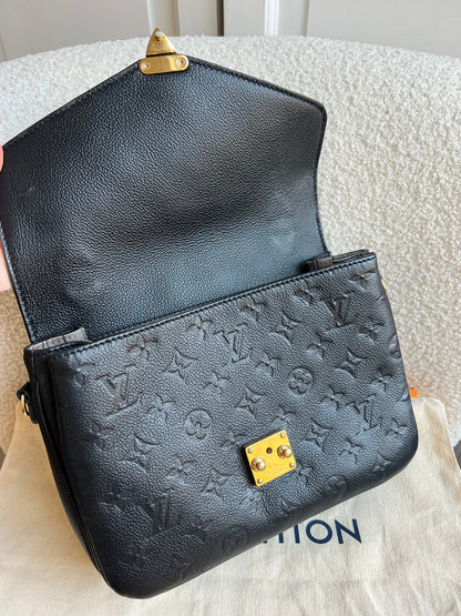 Louis Vuitton Pochette Metis Black Empreinte (RRP £2,200)