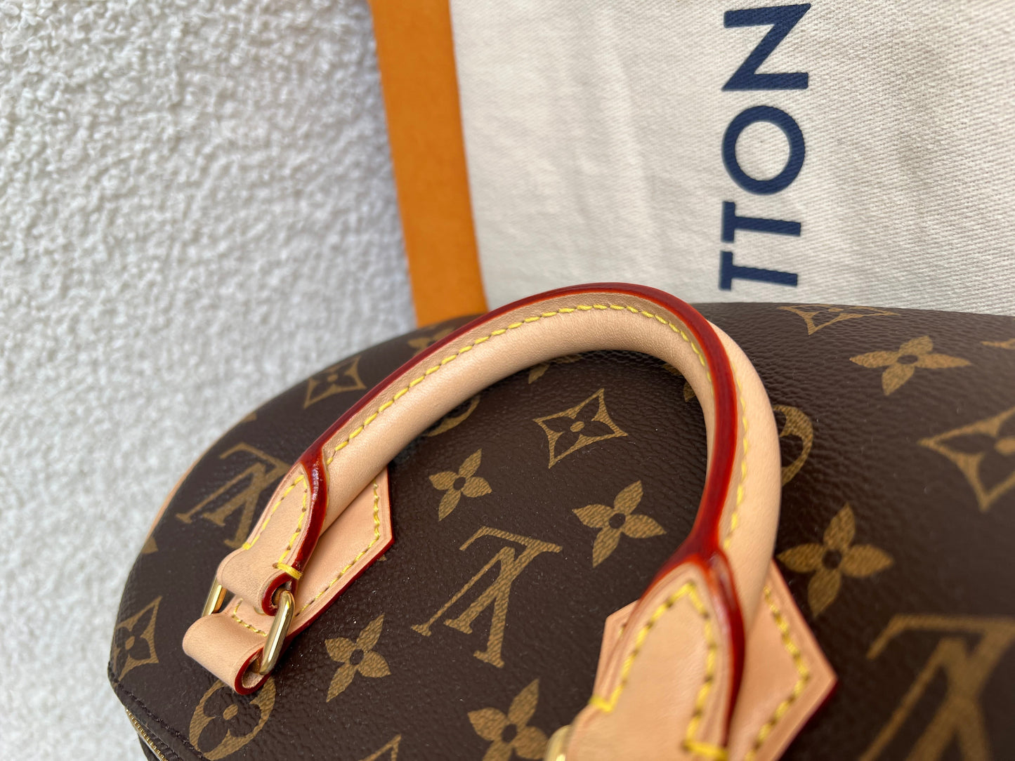 Louis Vuitton Speedy Monogram Bandouliere 20 (RRP £1680)