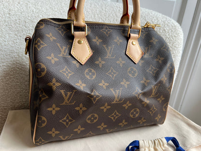 Louis Vuitton Speedy 25 Bandouliere Monogram (RRP £1,470)