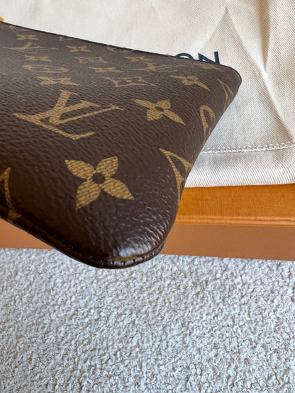Louis Vuitton M Key Pouch Monogram (RRP £375)