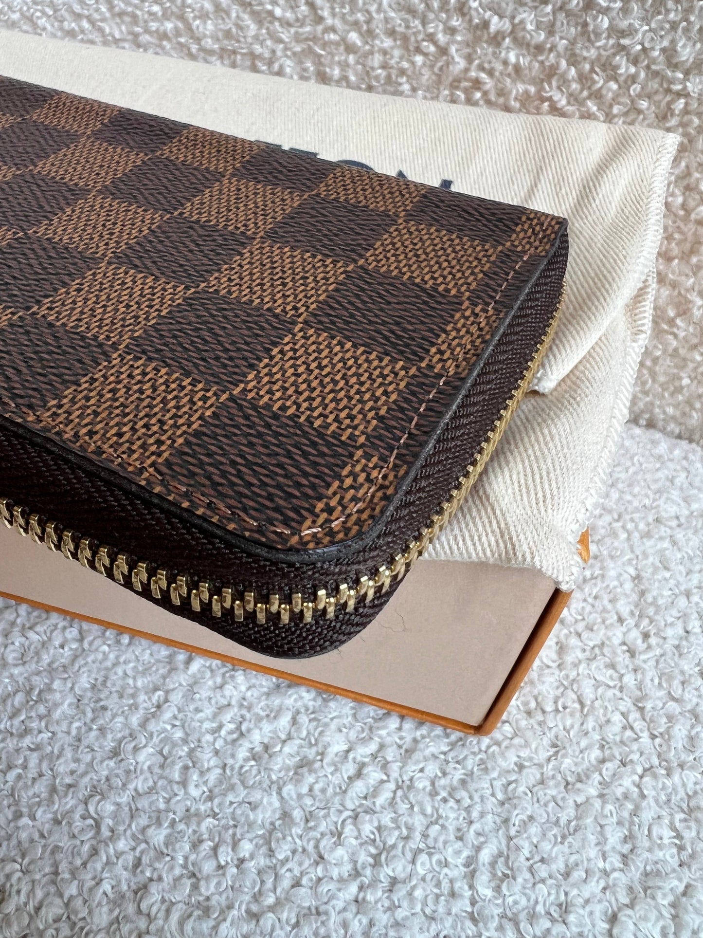 Louis Vuitton Clemence Wallet in Damier Ebene (RRP £450)