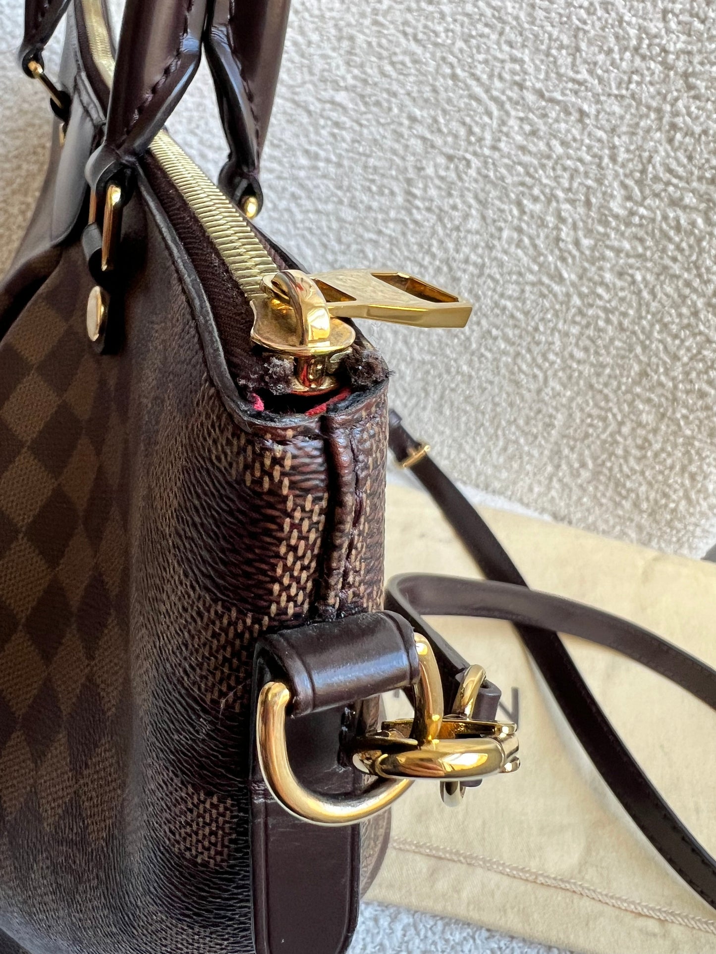 Louis Vuitton Siena MM Tote Damier Ebene