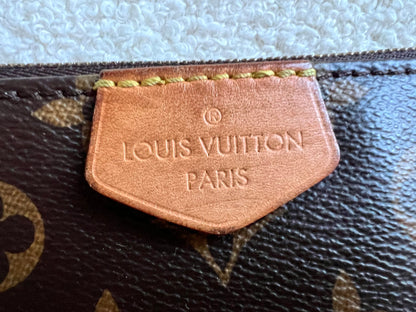 Louis Vuitton Multi Pochette Accessoires Rose Chiaro (RRP £2030)