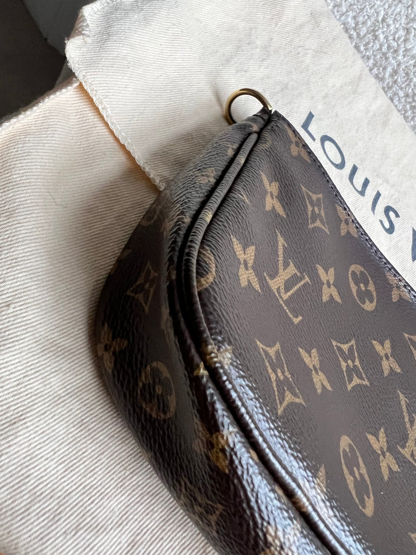 Louis Vuitton Multi Pochette Accessoires Rose Chiaro (RRP £2030)