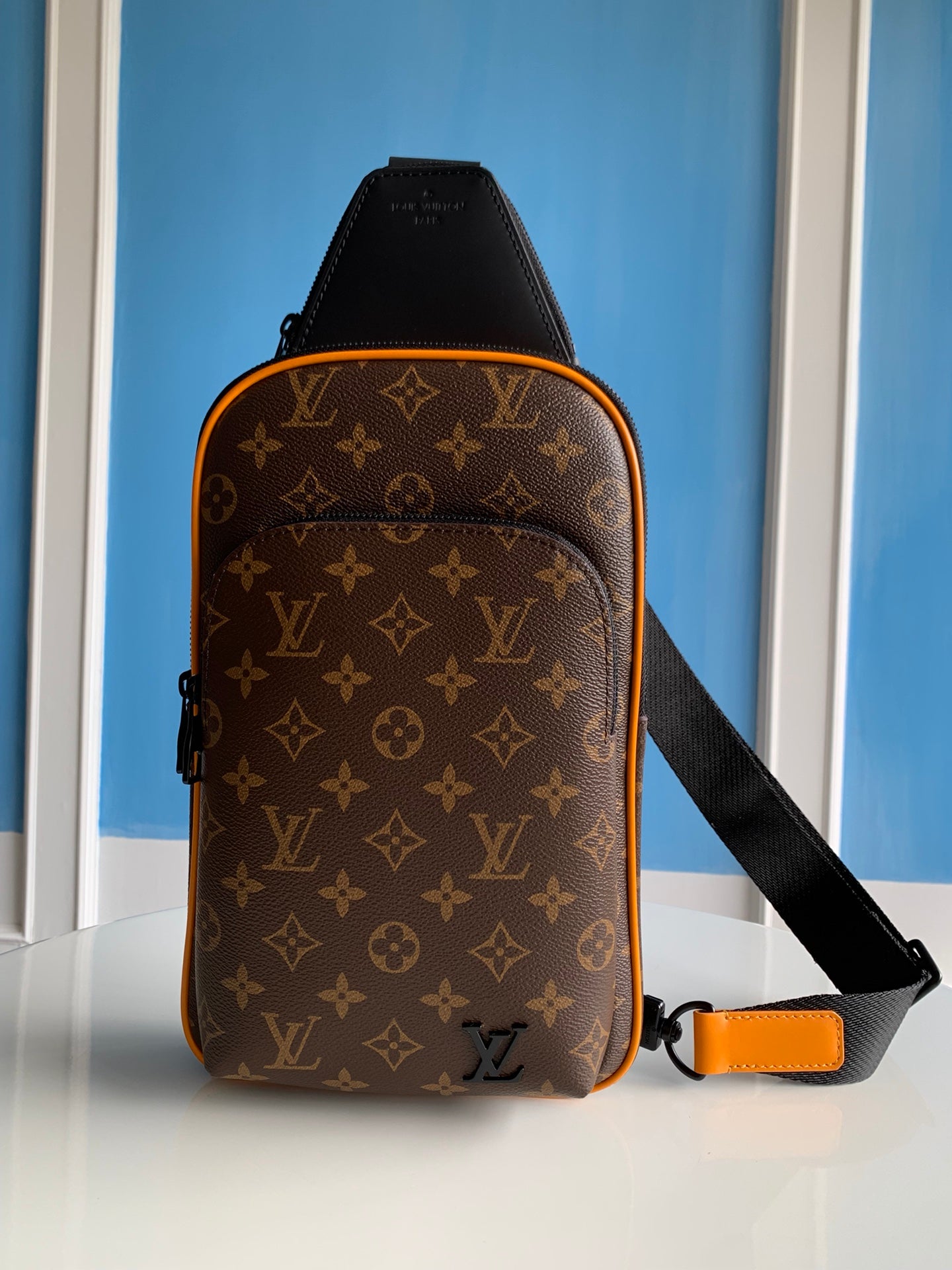 Louis Vuitton Avenue Sling Bag