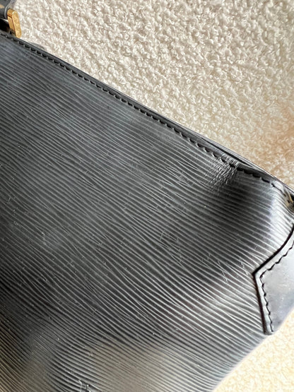 Louis Vuitton Mandara PM in Black Epi