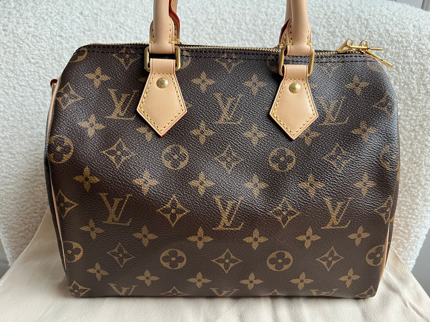 Louis Vuitton Speedy 25 Bandouliere Monogram (RRP £1,440)