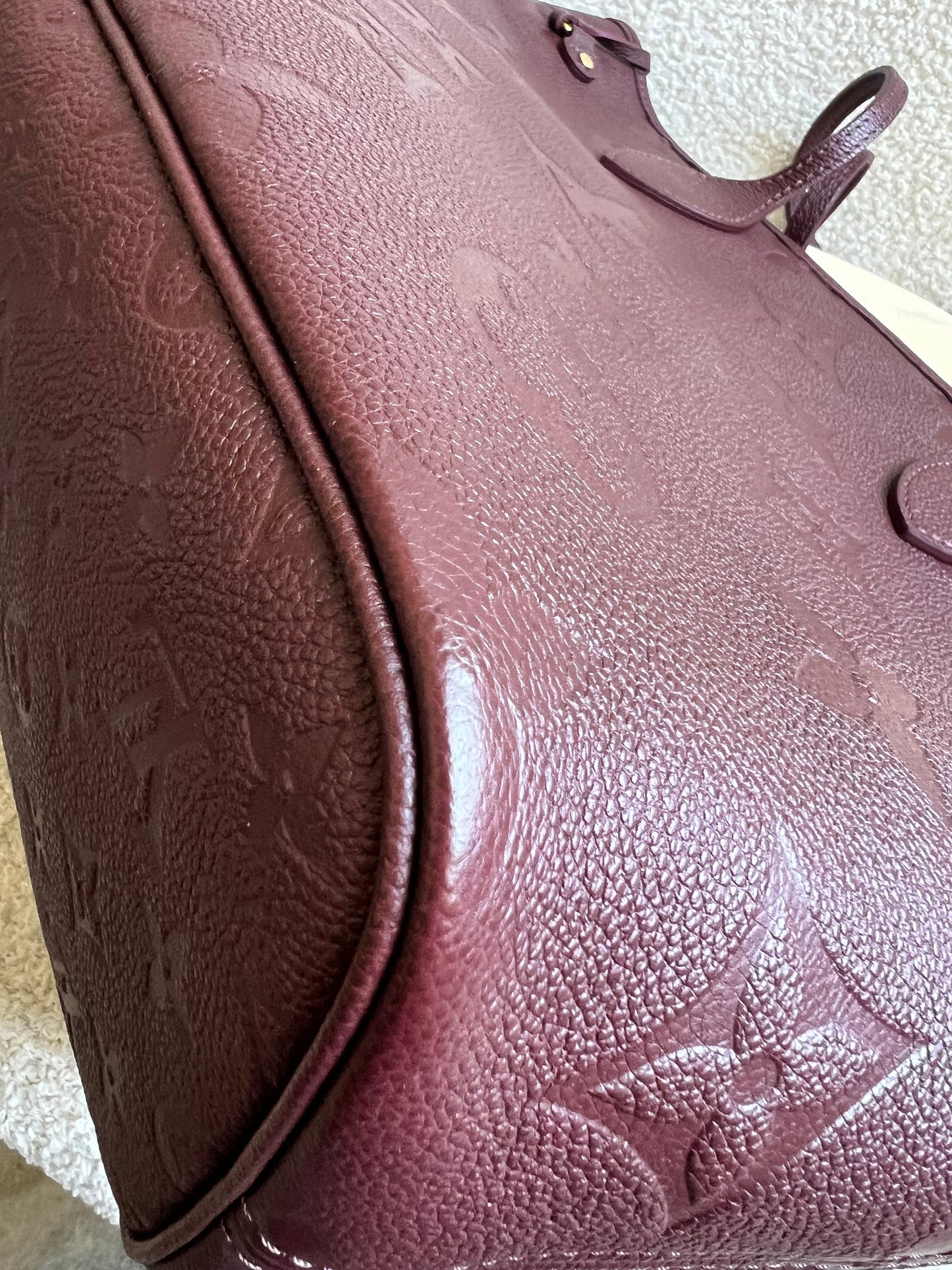 Louis Vuitton Neverfull MM Wine Empreinte (RRP £1,970)