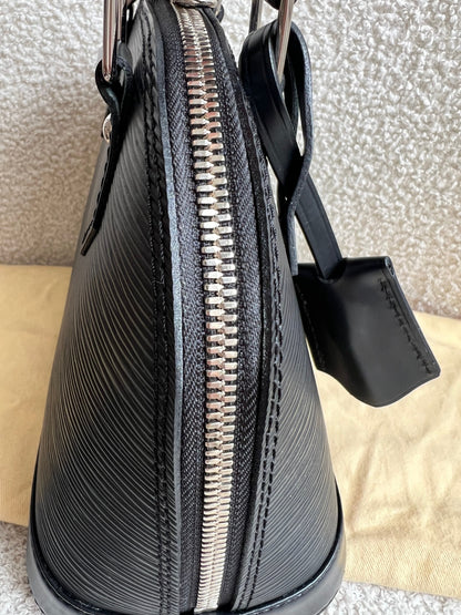 Louis Vuitton Alma BB Black Epi (RRP £1540)