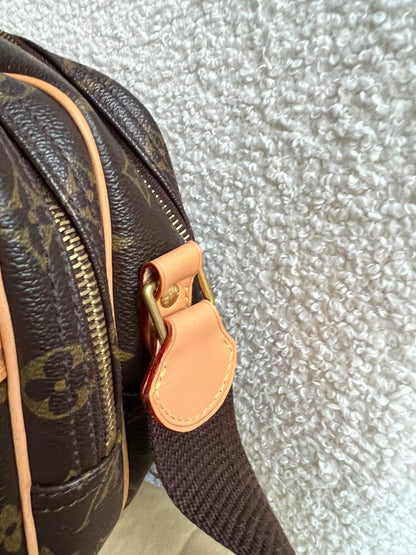 Lous Vuitton Reporter Monogram