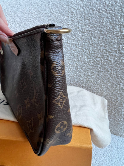 Louis Vuitton Multi Pochette Accessoires Rose Chiaro (RRP £2030)