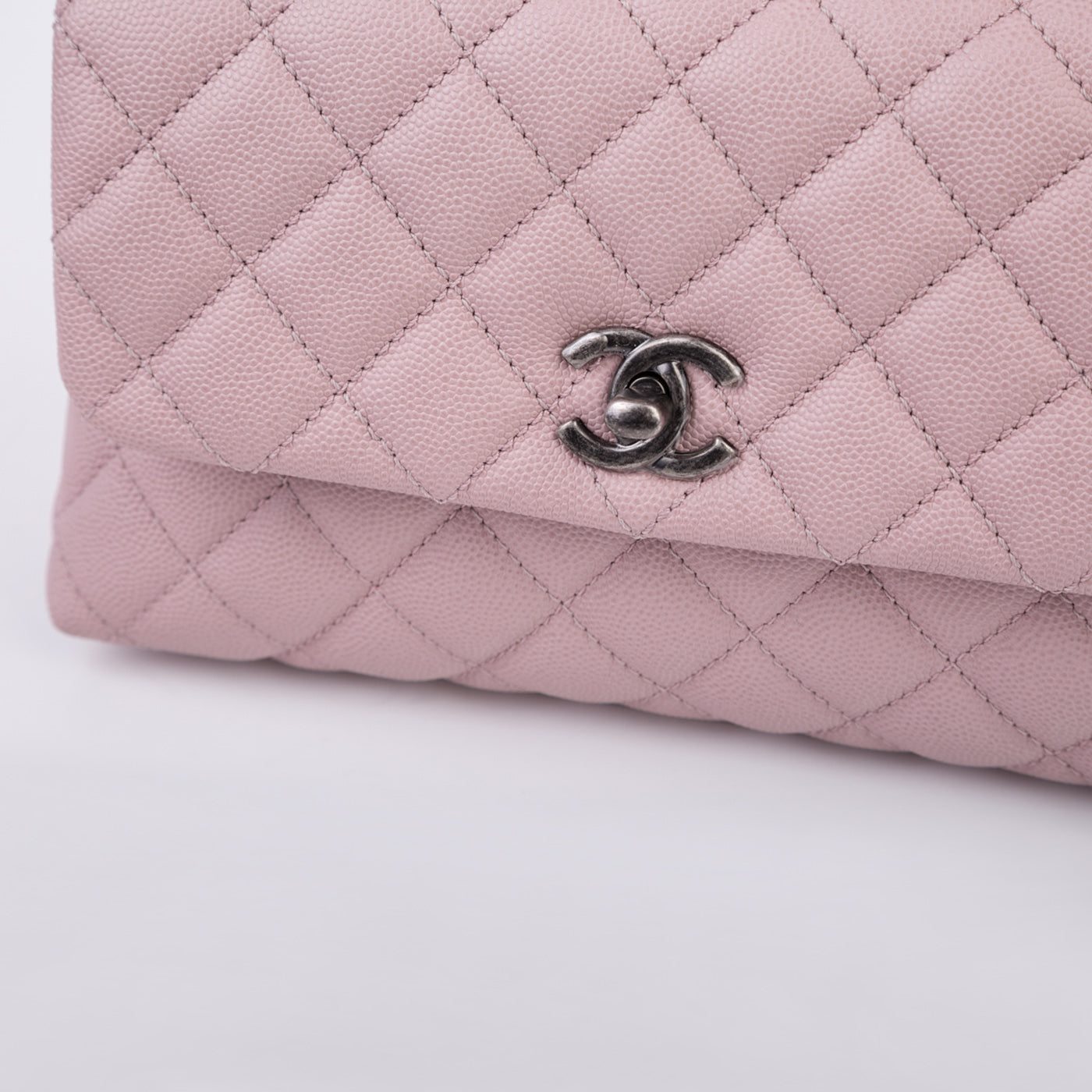 Chanel Coco Handle Caviar Pink Shoulder Bag