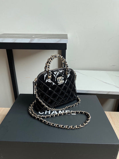 Chanel Luxury Handbag Style 148