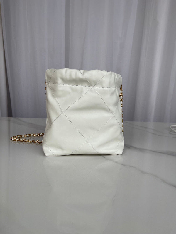 Chanel Luxury Handbag Style 262