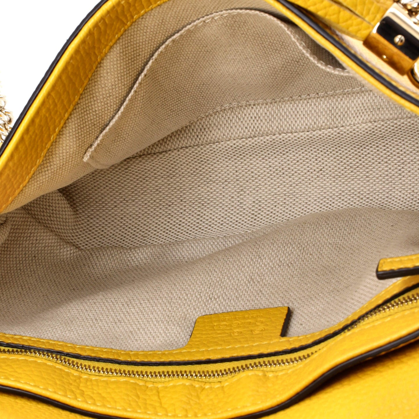 Soho Chain Crossbody Bag (Outlet) Leather Medium