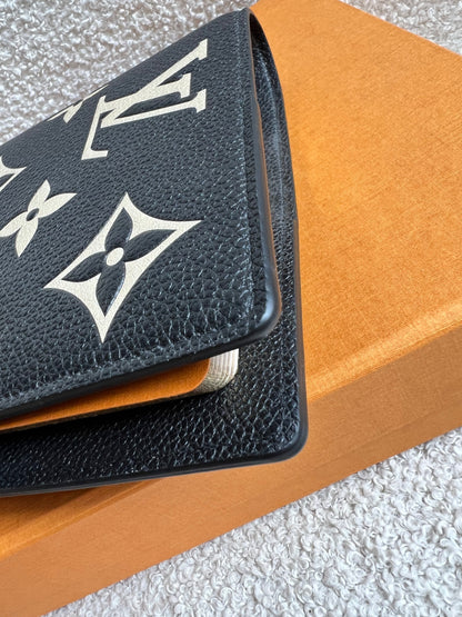 Louis Vuitton Notebook Cover Paul MM in Bicolour Giant Monogram