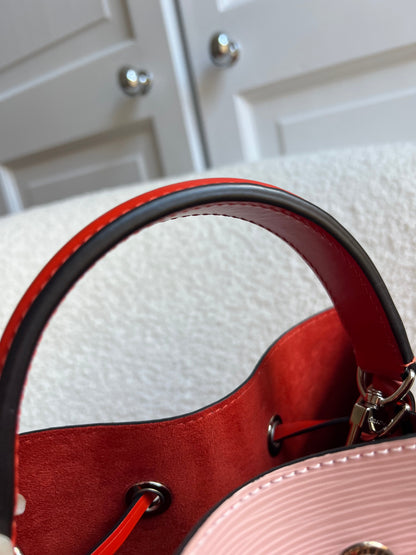 Louis Vuitton Neo Noe Bucket Bag Rose Ballerine (RRP £1,890)