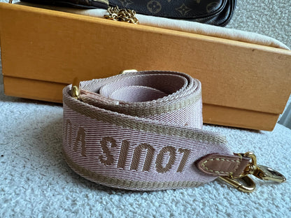 Louis Vuitton Multi Pochette Accessoires Rose Chiaro (RRP £2030)