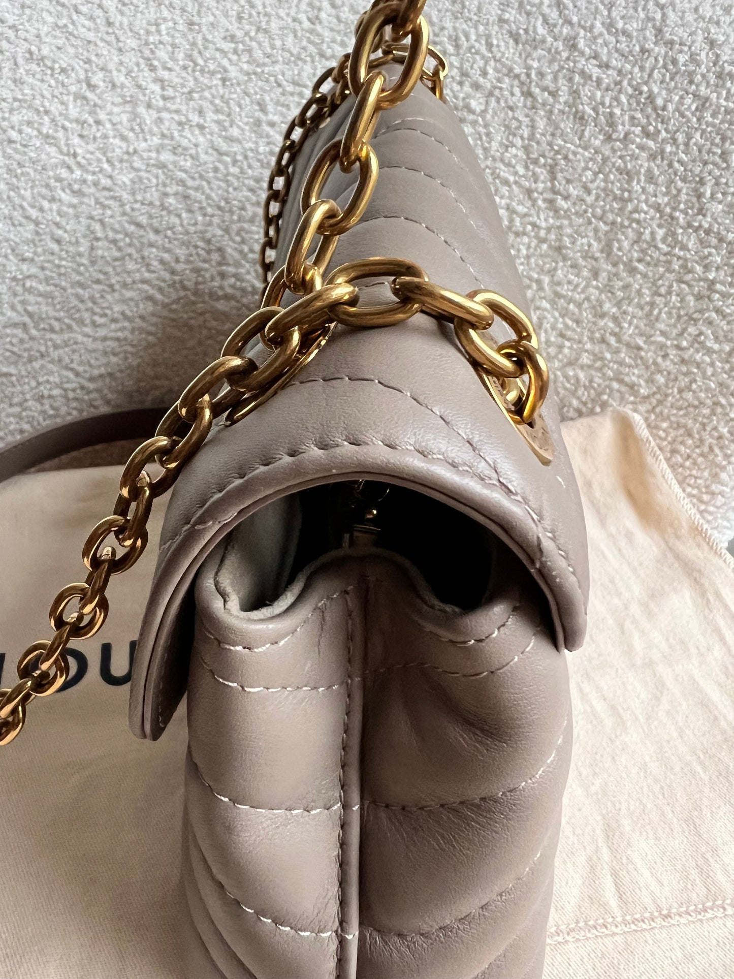 Louis Vuitton Taupe New Wave Chain Bag MM (RRP £2310)