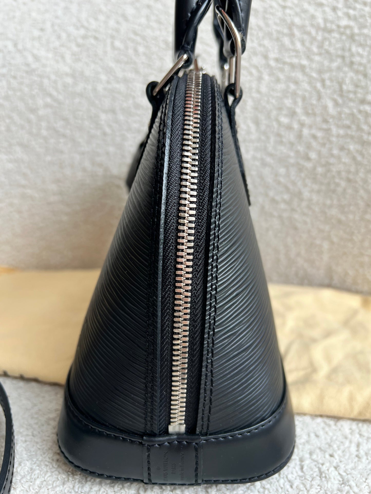 Louis Vuitton Alma BB Black Epi (RRP £1540)