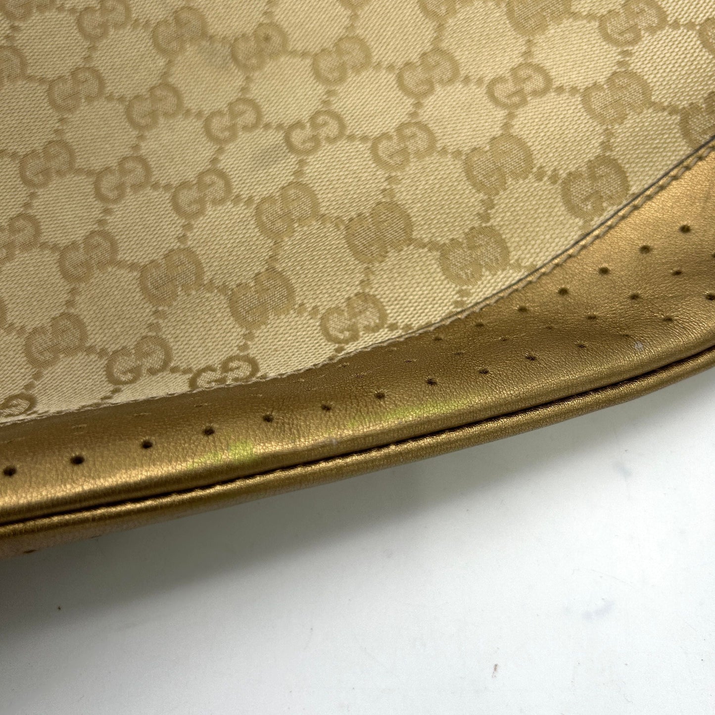 Gucci GG Canvas Web Crossbody Camel gu8827cb