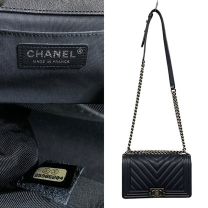 Chanel Boy Leather Shoulder Bag Style 8