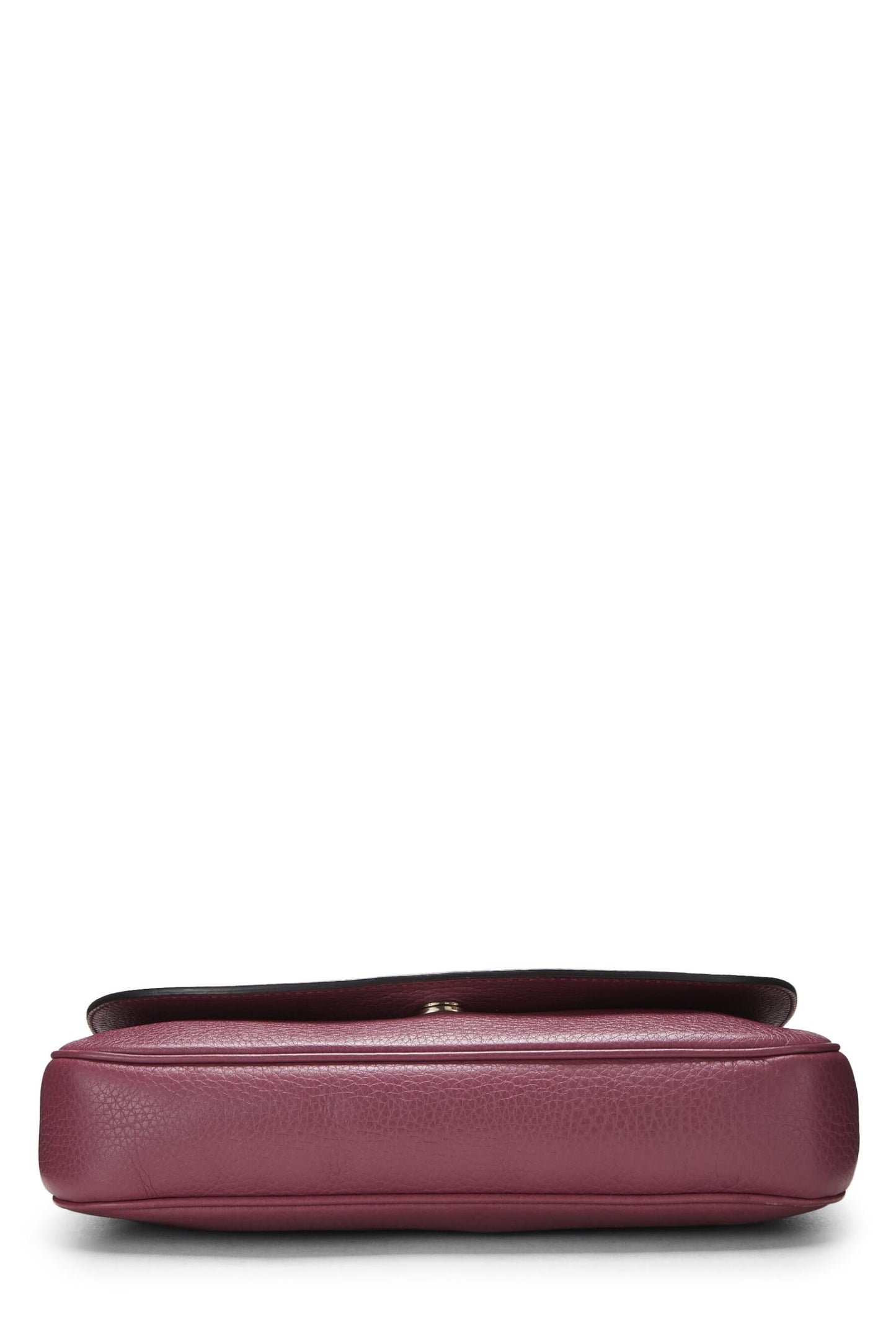 Gucci,  Purple Grained Leather Soho Chain Flap Crossbody, Purple
