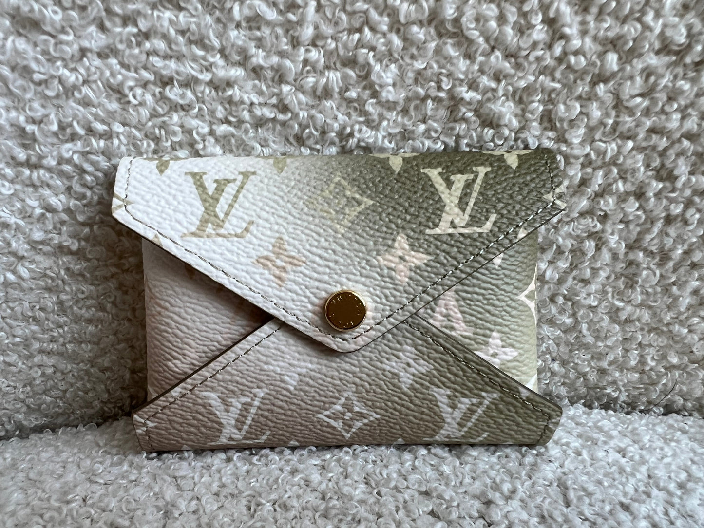Louis Vuitton Small Kirigami Spring Limited Edition