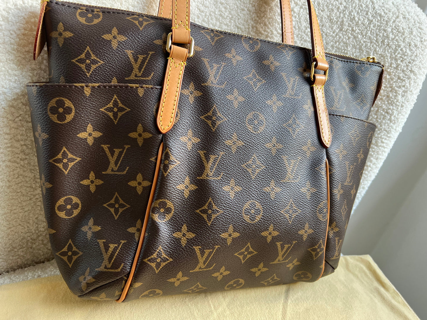 Louis Vuitton Totally PM Monogram