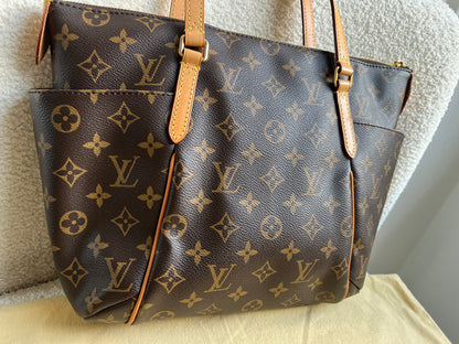 Louis Vuitton Totally PM Monogram