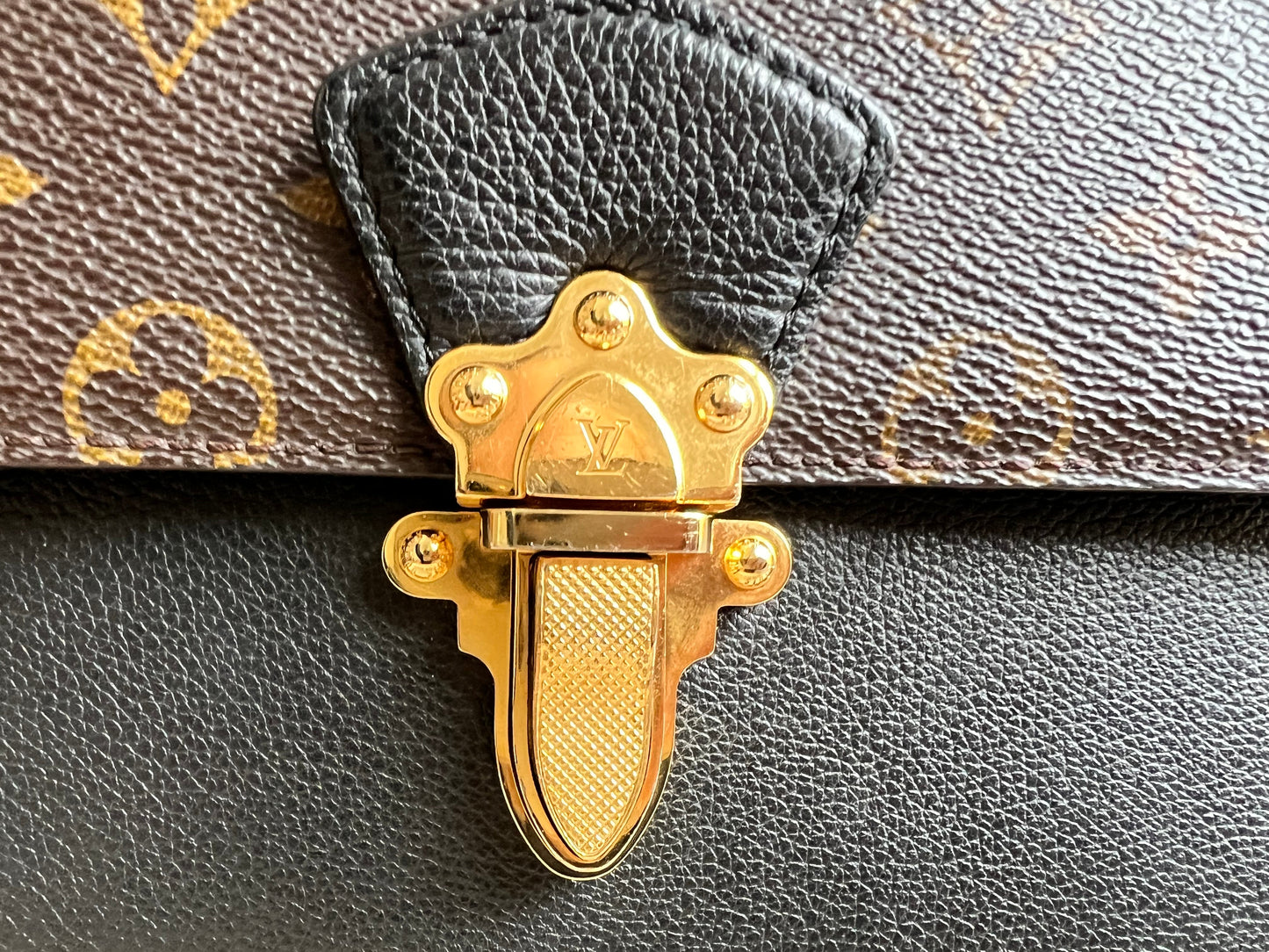 Louis Vuitton Victoire Monogram and Black (RRP £2000)