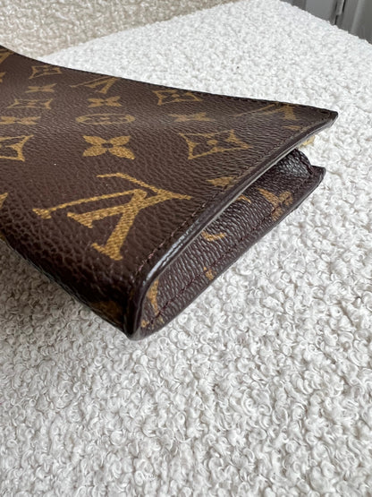 Louis Vuitton Pouch in Monogram